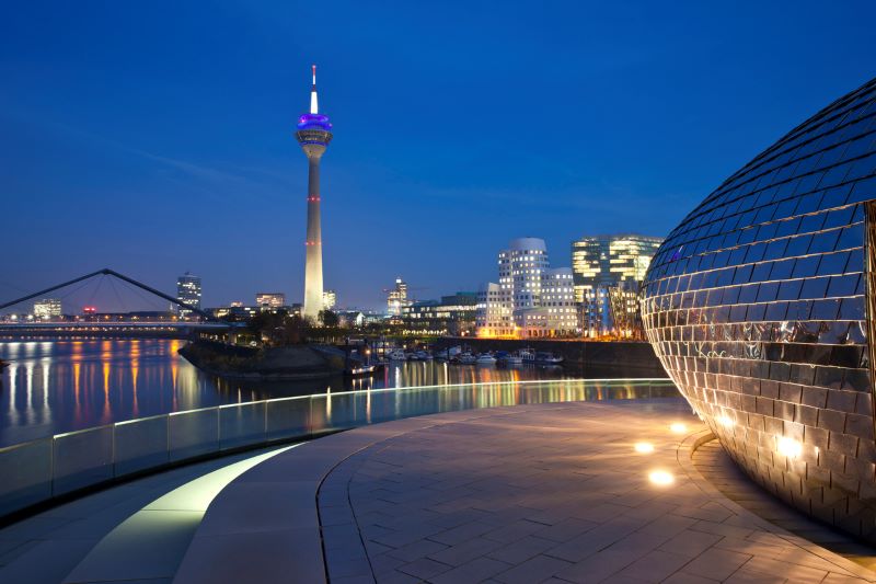 Düsseldorf, Germany PharmaLab Congress 2025